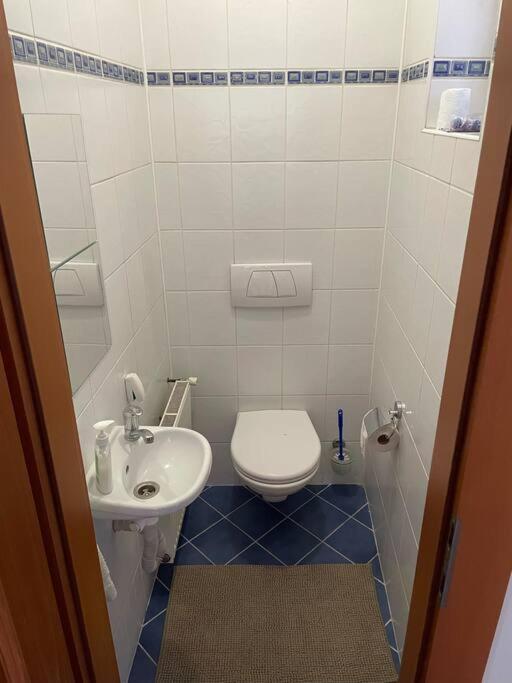 Apartman Obchodna Bratislava Exterior foto
